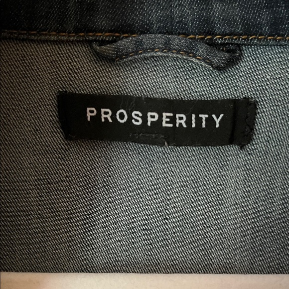 Women's Denim Jacket - Picture 4 of 4